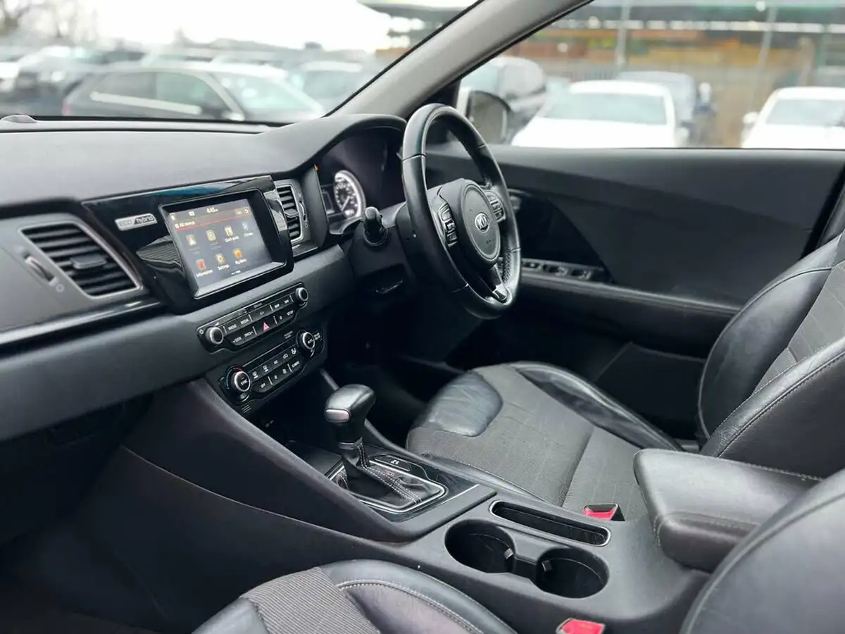 2018-kia-niro-16-gdi-2-adap-big-31