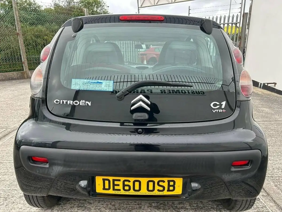 2010-citroen-c1-10-vtr-68-3d-big-3