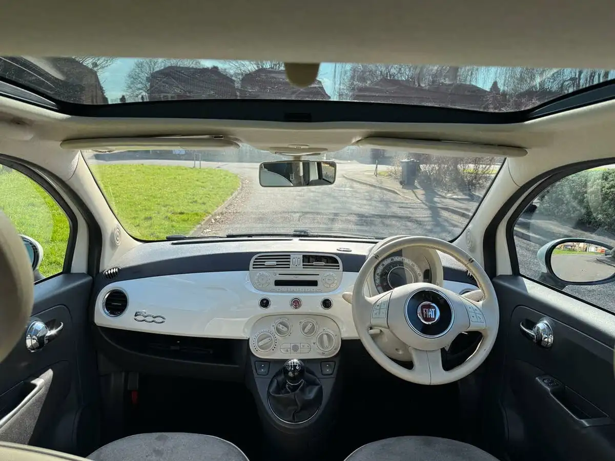 2014-fiat-500-12-lounge-big-18