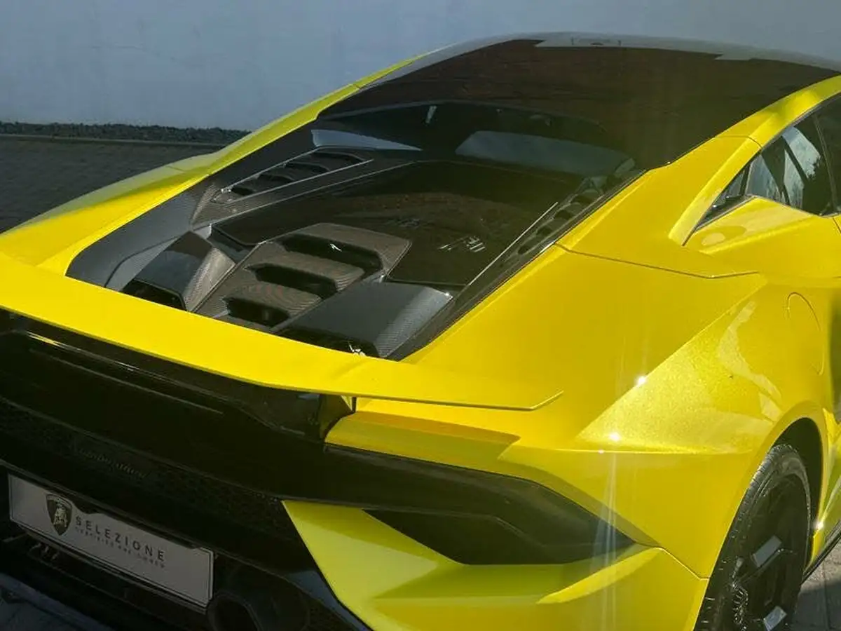 2023-lamborghini-huracan-52-tecnica-big-17