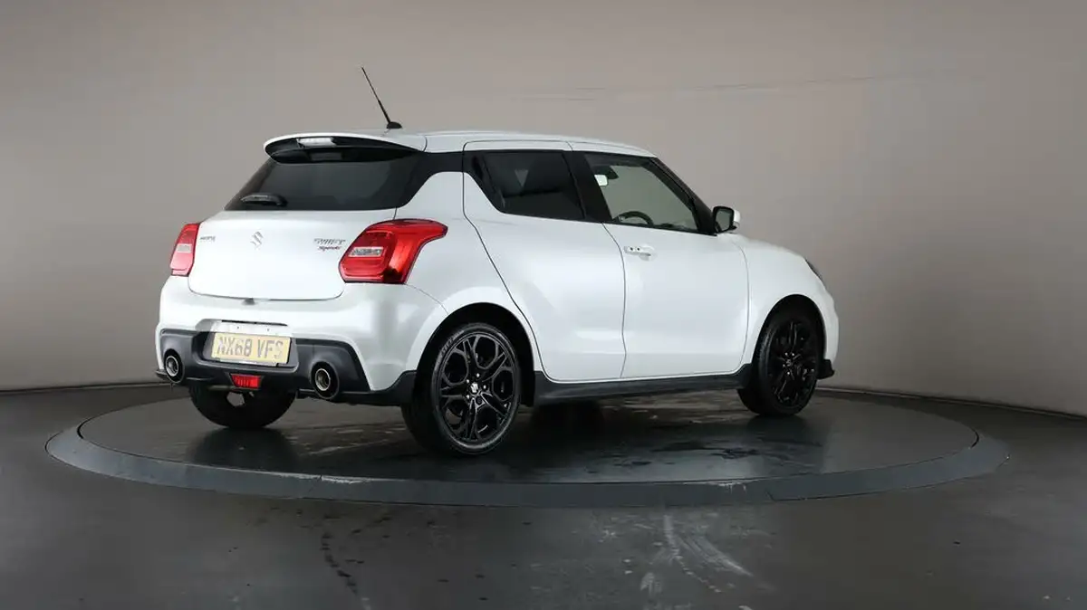 2018-suzuki-swift-14-boosterjet-sport-big-56