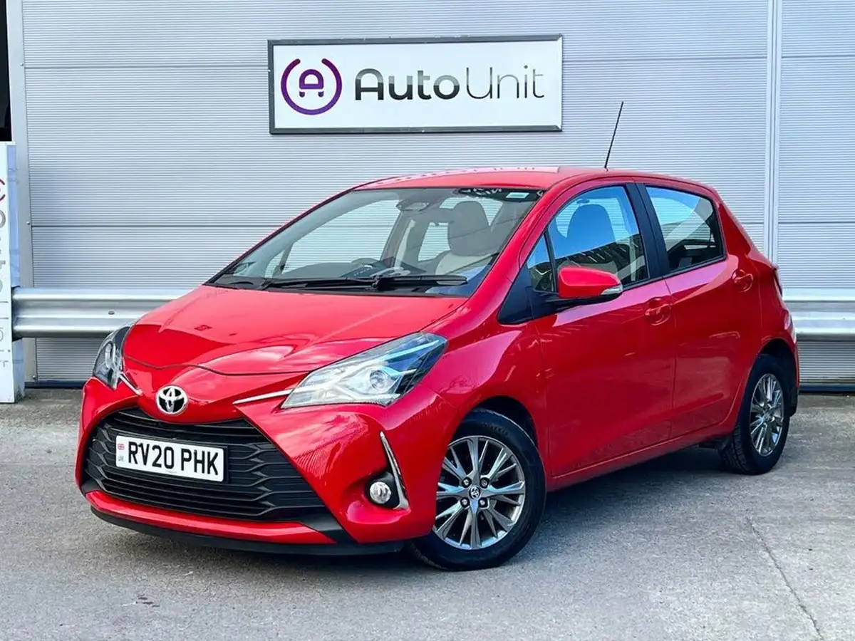 2020-toyota-yaris-15-vvt-i-icon-111bhp-1496cc-cvt-big-1