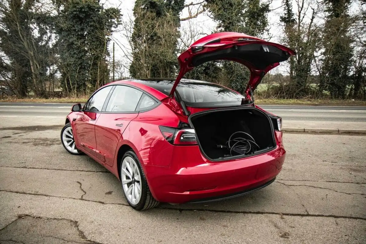 2021-tesla-model-3-e-long-range-awd-big-15
