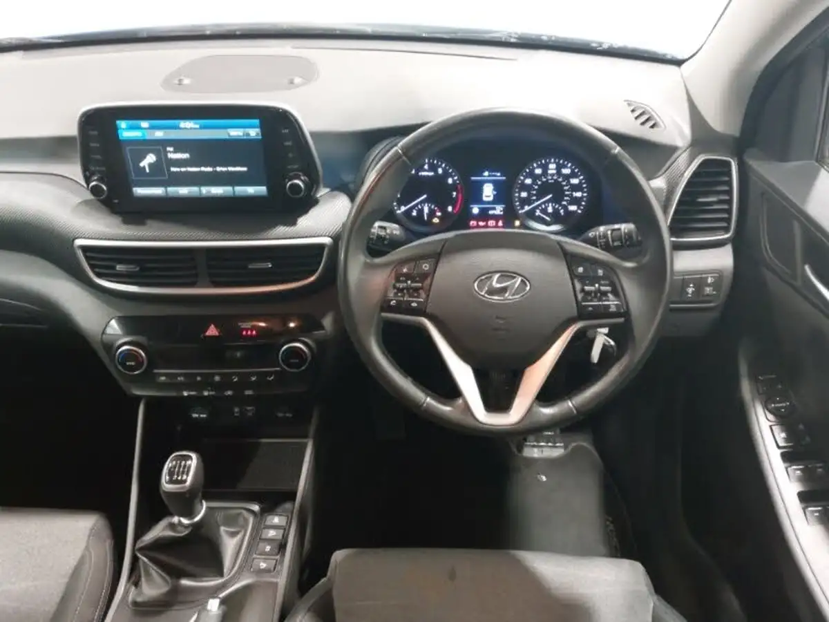 2019-hyundai-tucson-16-gdi-se-nav-big-9