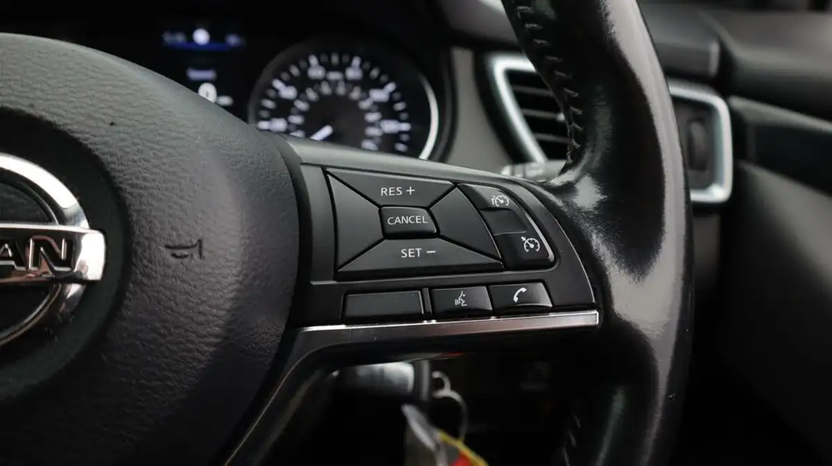 2020-nissan-qashqai-13-dig-t-acenta-premium-140ps-big-25