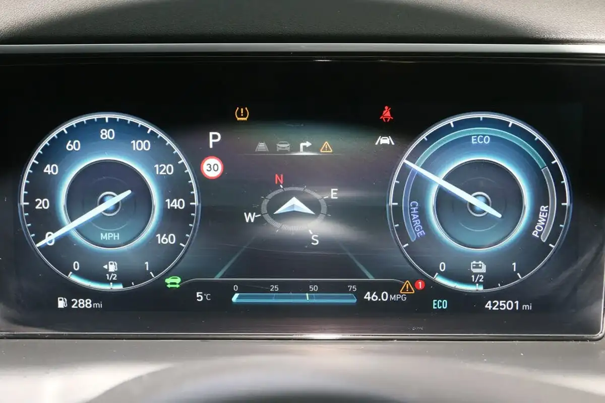 2021-hyundai-tucson-16-t-gdi-premium-230ps-hybrid-1598cc-auto-big-12