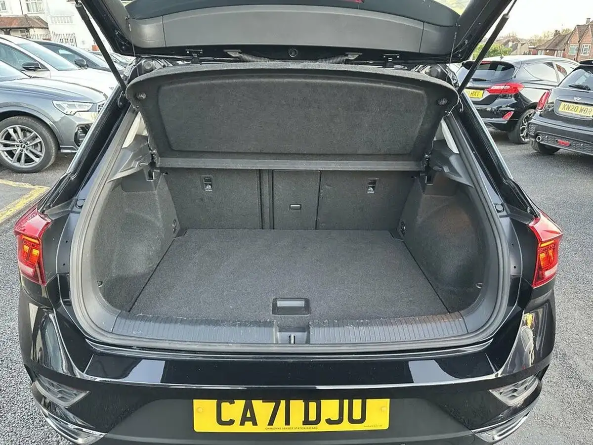 2021-volkswagen-t-roc-15-tsi-sel-dsg-big-28