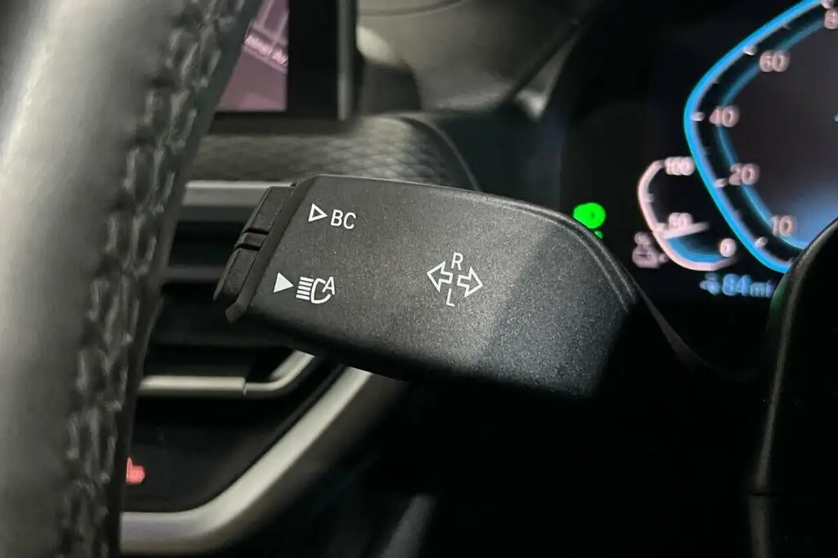 2023-bmw-ix3-e-m-sport-pro-big-30