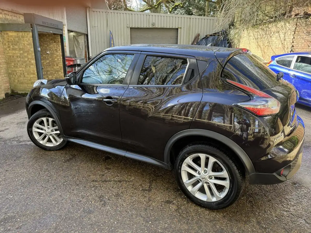 2014-nissan-juke-12-acenta-premium-big-23