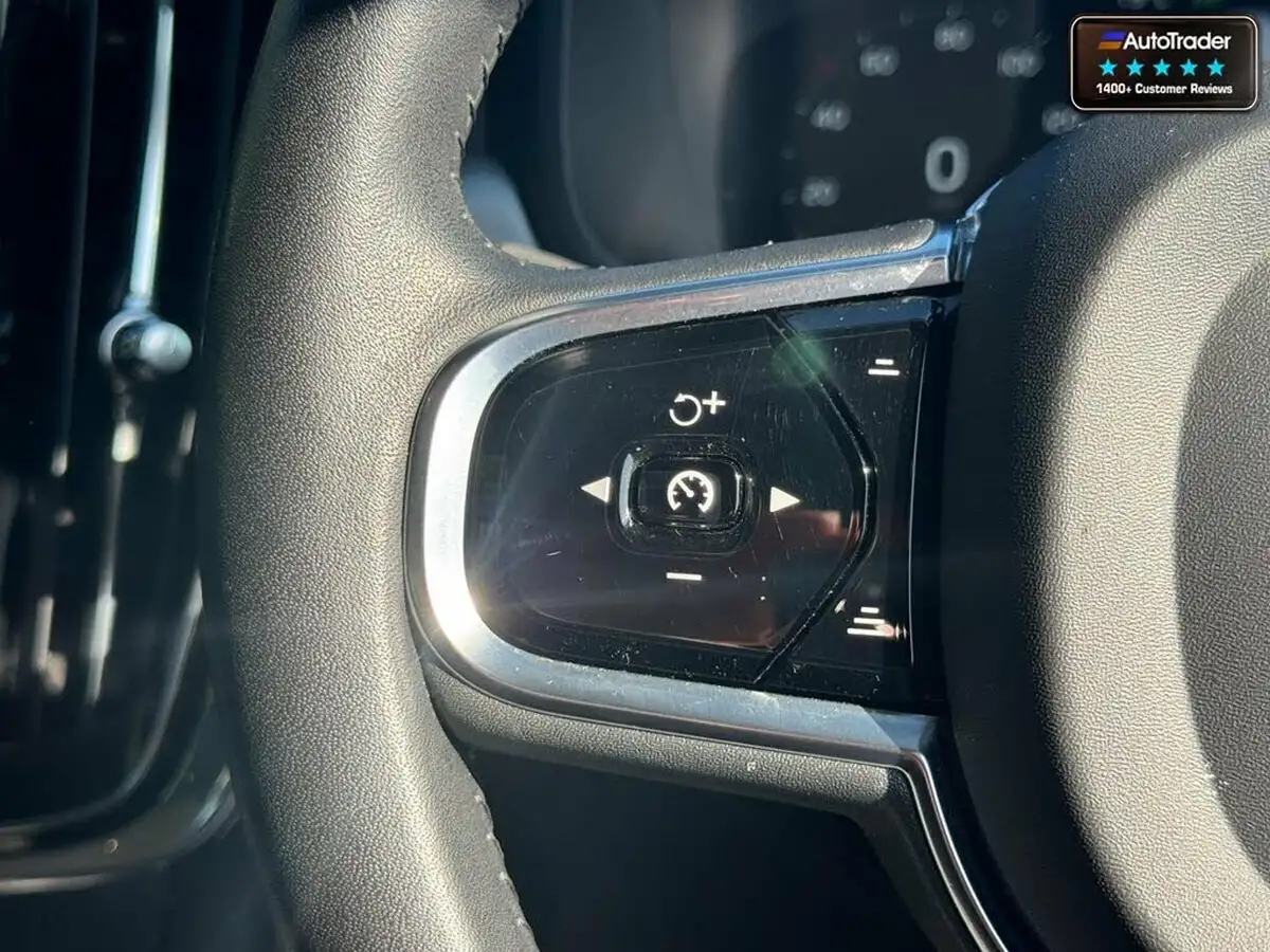 2020-volvo-s90-20td-d4-momentum-plus-big-16