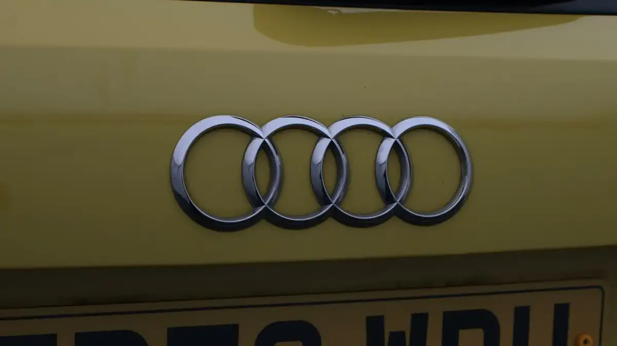 2020-audi-a1-10-25-tfsi-sport-big-21
