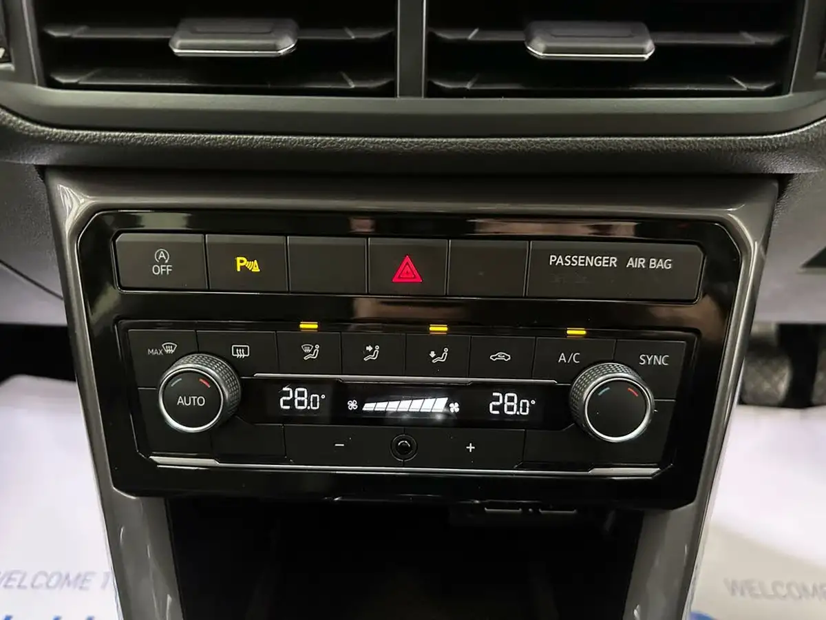 2019-volkswagen-t-cross-10-tsi-sel-big-17