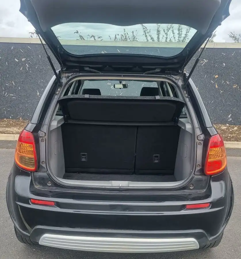 2007-suzuki-sx4-16-glx-4grip-big-16