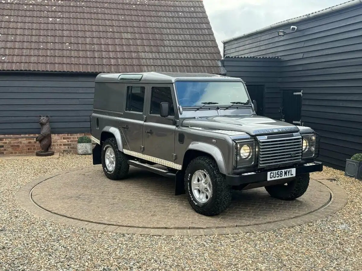 2008-land-rover-110-defender-24td-xs-station-wagon-5-drs-big-36