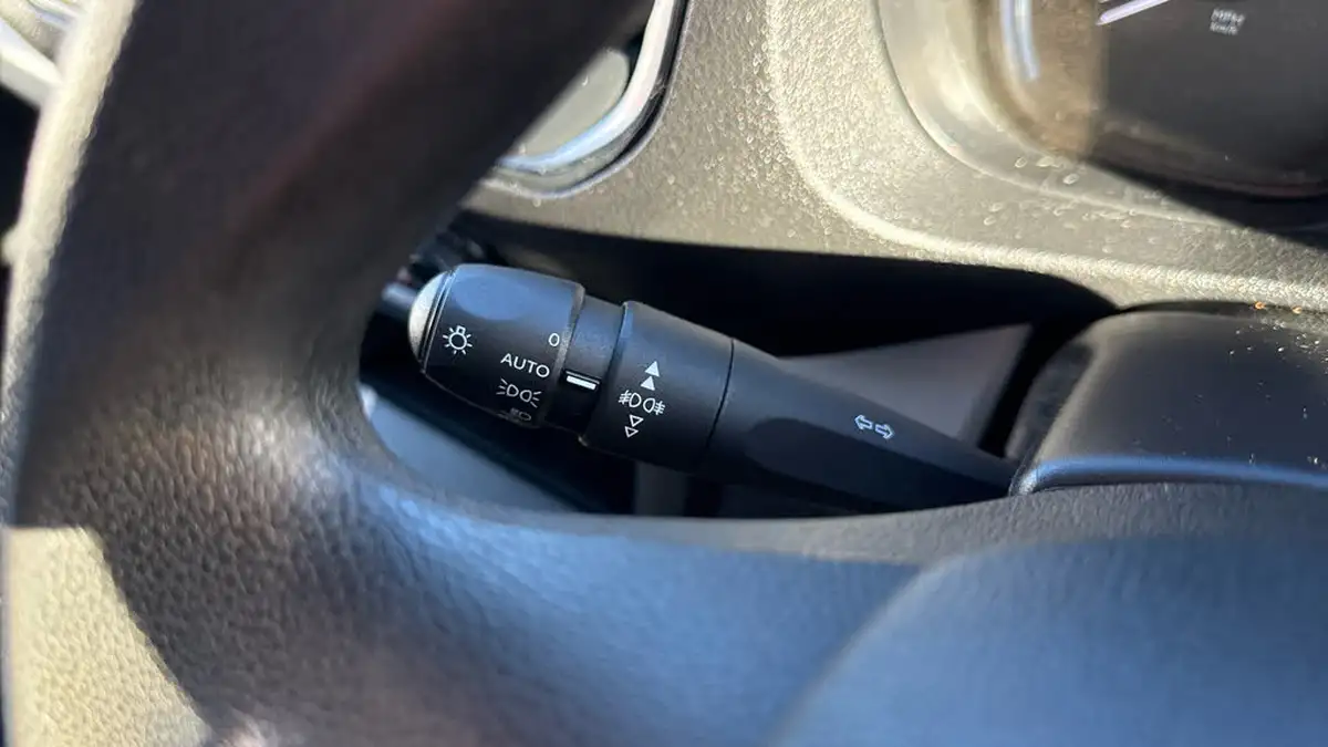 2019-citroen-spacetourer-15bluehdi-business-m-big-22