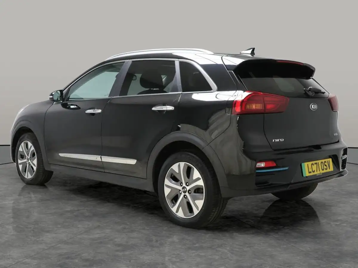 2021-kia-e-niro-ev-4-big-15
