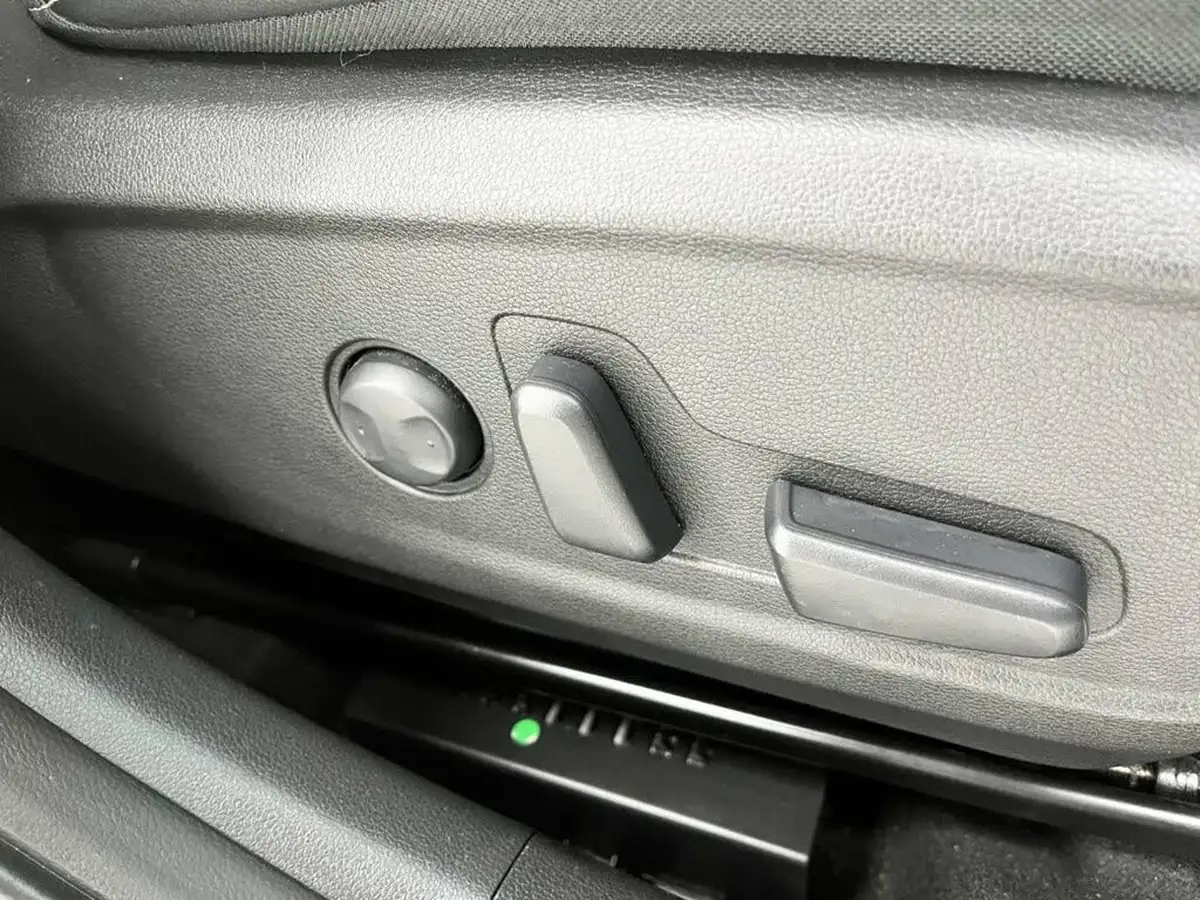 2020-hyundai-kona-16-gdi-premium-se-hybrid-smart-sense-big-29