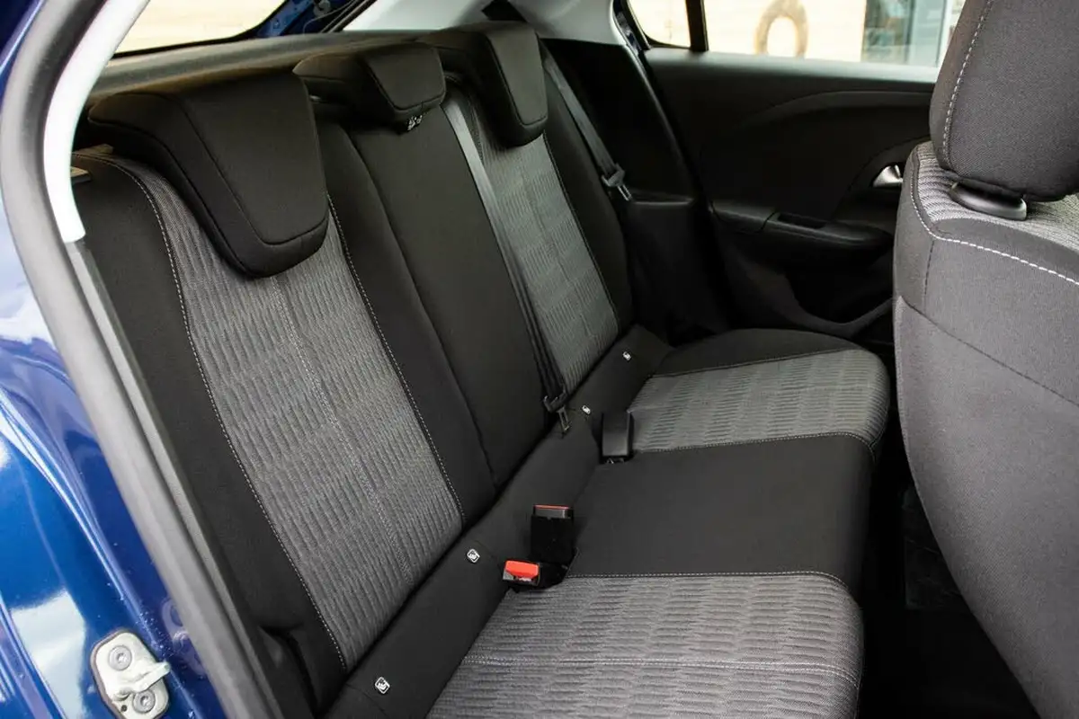 2021-vauxhall-corsa-12i-se-premium-big-30