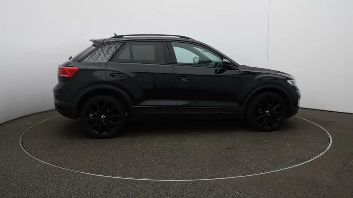 2021-volkswagen-t-roc-10-tsi-black-edition-110ps-big-8