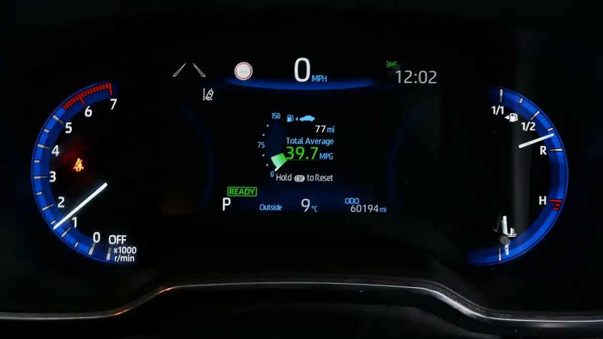 2021-toyota-corolla-18-vvt-i-design-trk-touring-sports-5d-big-10