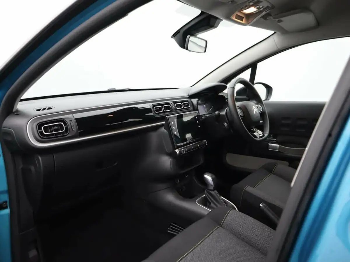 2021-citroen-c3-12-puretech-shine-110ps-eat6-big-12