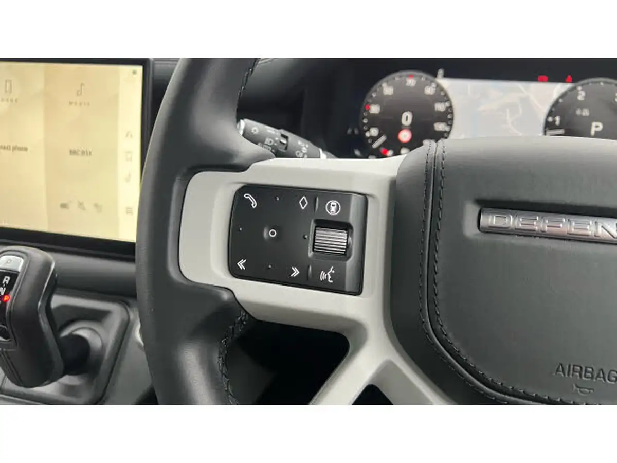 2024-land-rover-110-defender-30-d350-x-dynamic-hse-big-43