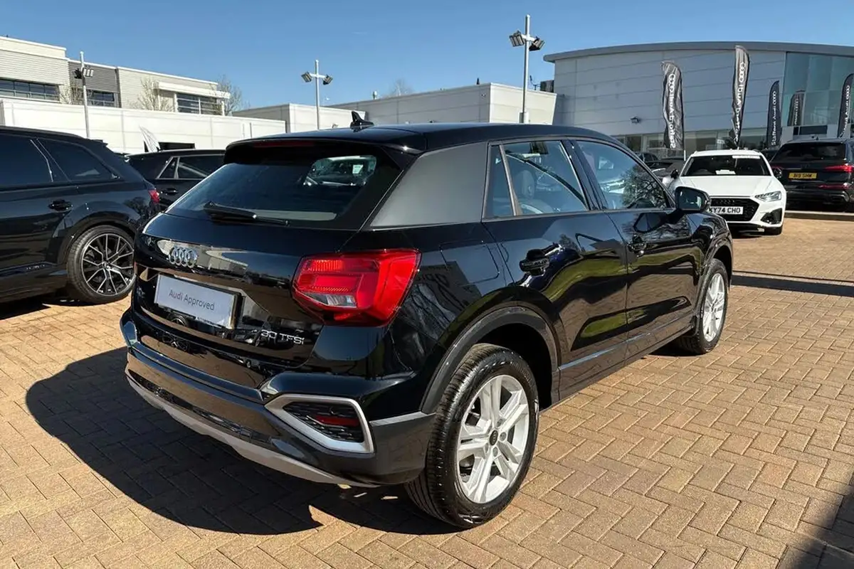 2023-audi-q2-10-30-tfsi-sport-big-25