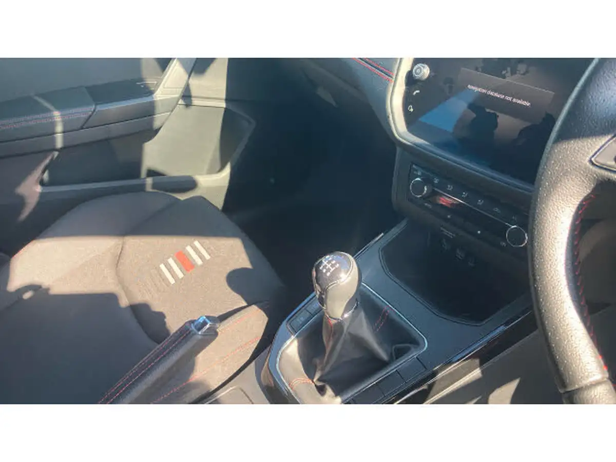 2018-seat-arona-15-tsi-evo-fr-big-13