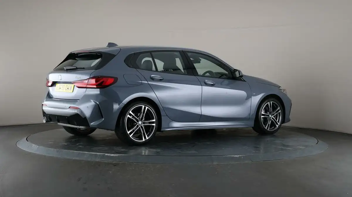 2021-bmw-1-series-15-118i-m-sport-dct-big-7