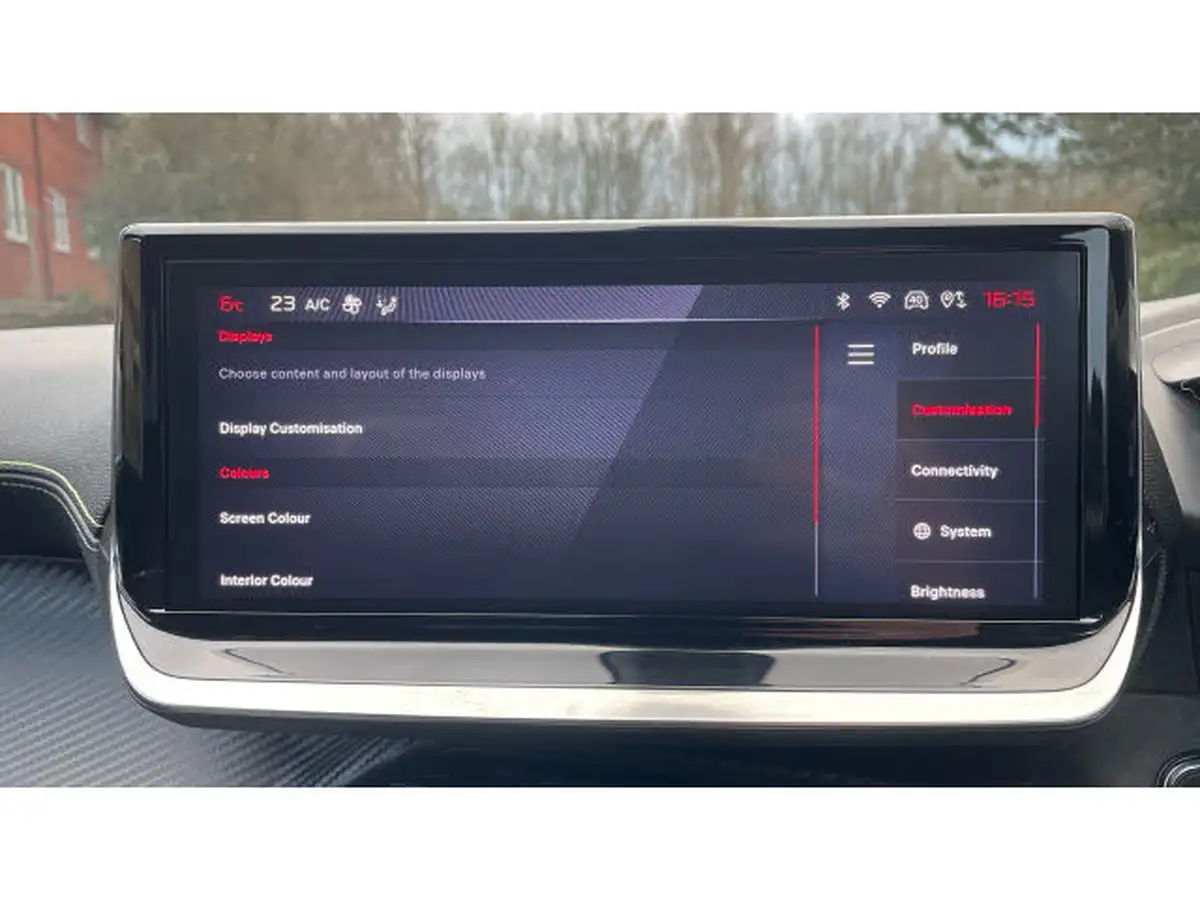 2023-peugeot-2008-suv-big-35