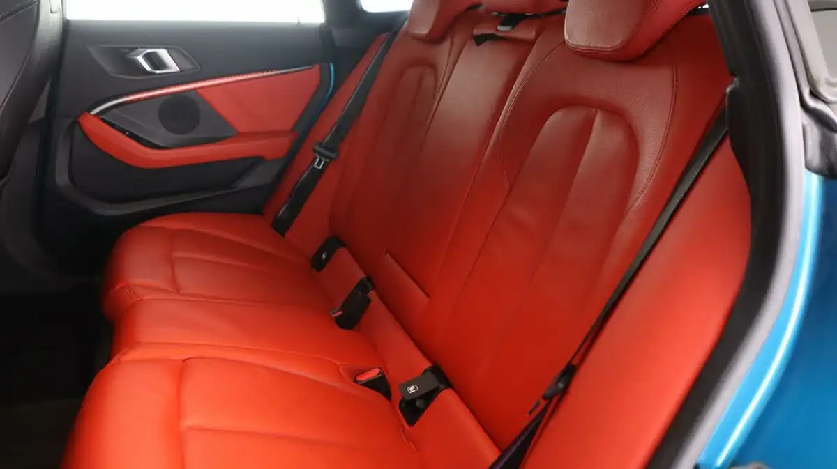 2020-bmw-2-series-20-m235i-xdrive-big-16