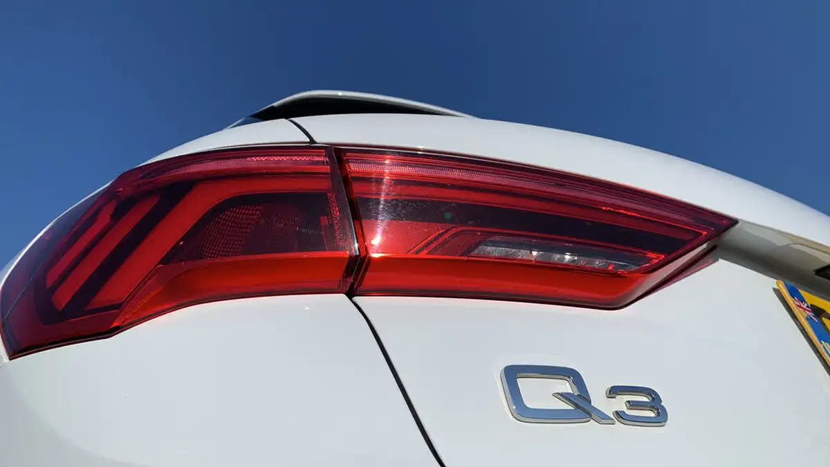 2020-audi-q3-15-35-tfsi-s-line-cod-station-wagon-big-36
