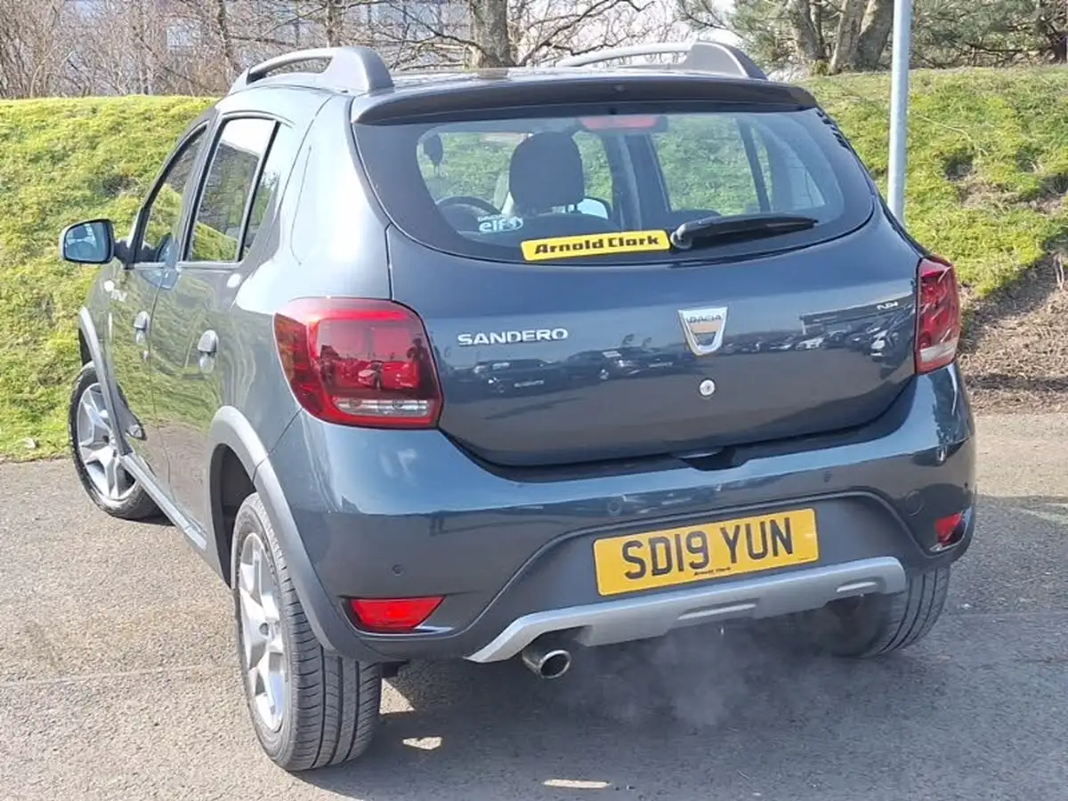 2019-dacia-sandero-stepway-09-tce-comfort-big-1