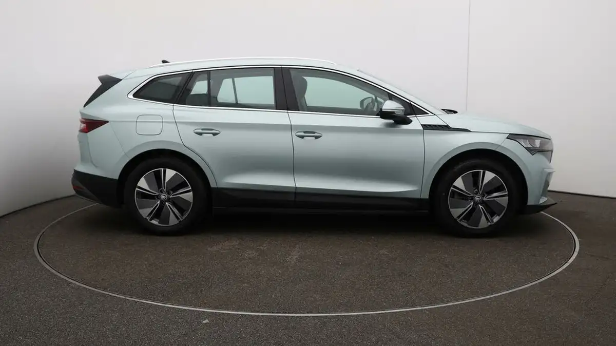 2021-skoda-enyaq-e-80-loft-82-kwh-big-49