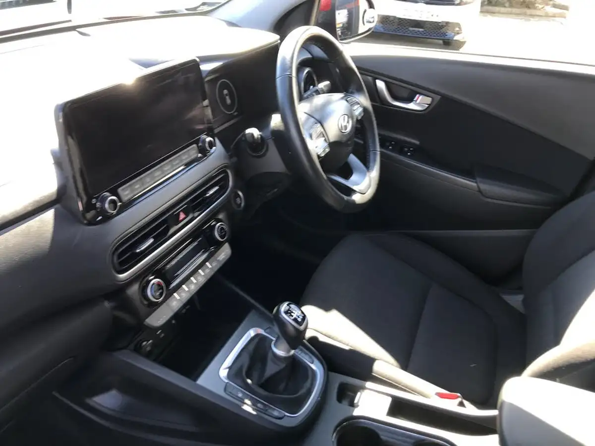 2022-hyundai-kona-10-t-gdi-premium-big-4