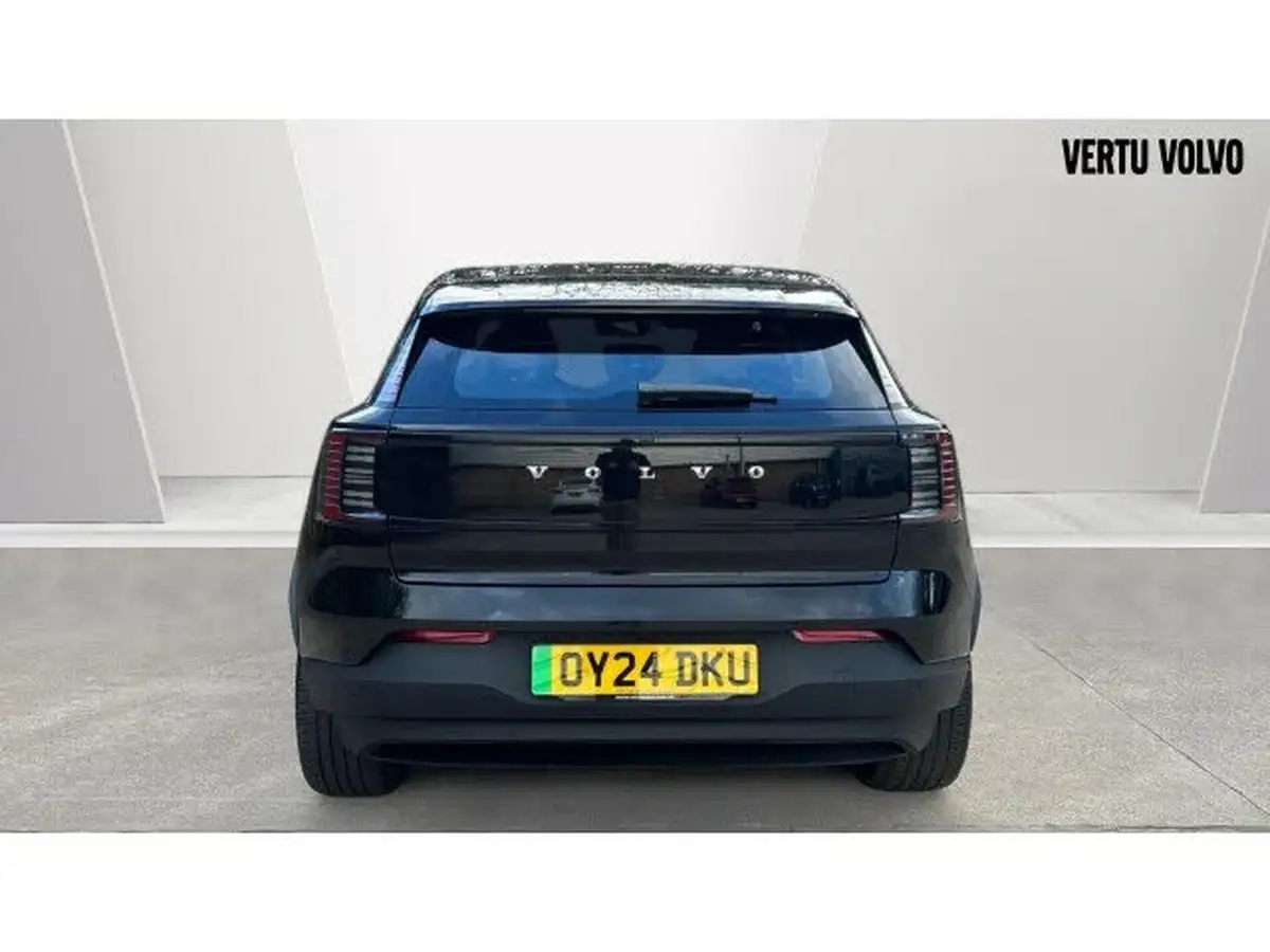 2024-volvo-ex30-e-twin-plus-big-12