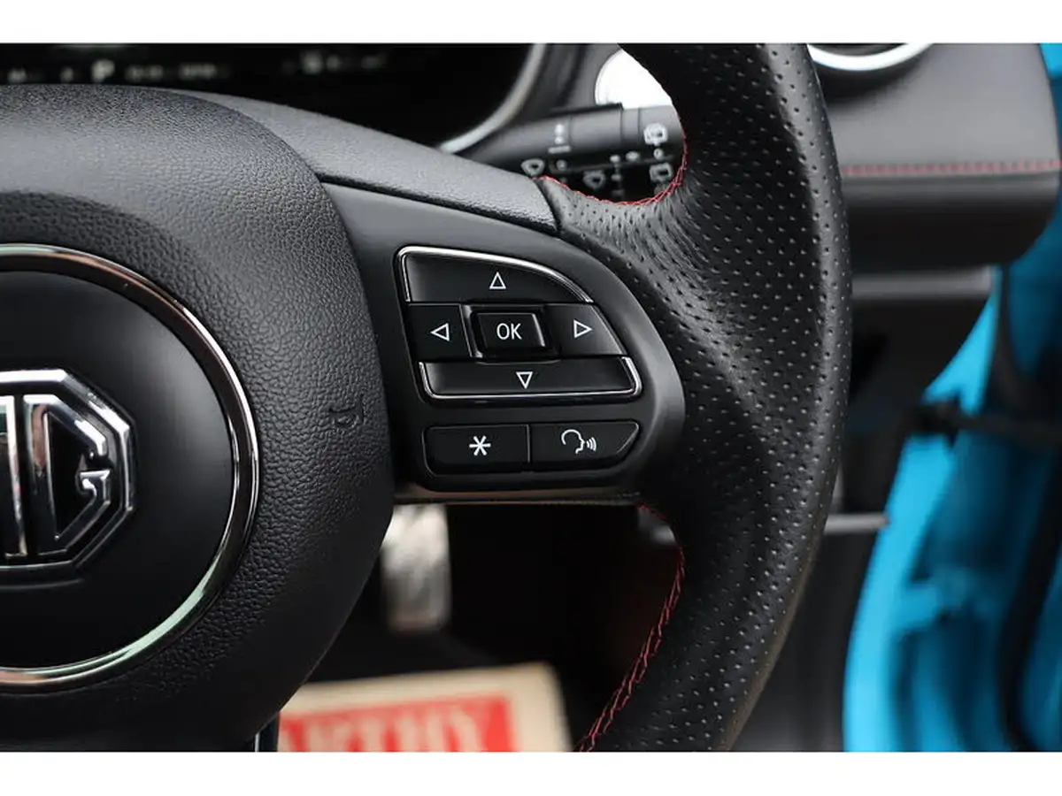 2022-mg-hs-15t-gdi-exclusive-258ps-plug-in-hybrid-auto-big-46
