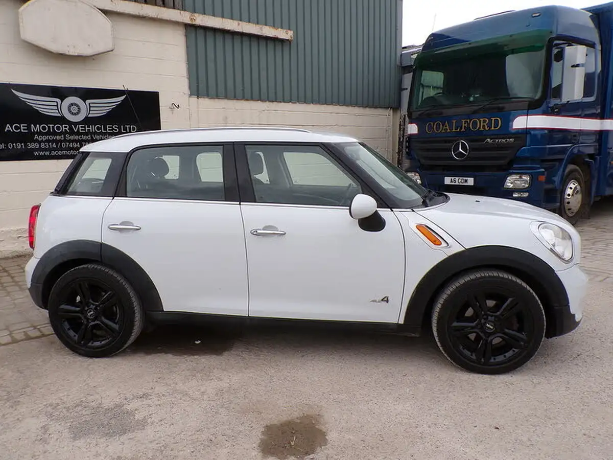 2011-mini-countryman-16td-cooper-big-7