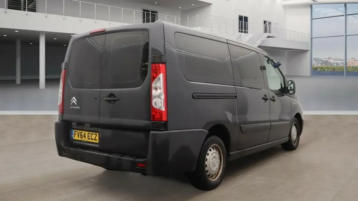 2015-citroen-dispatch-20hdi-l2h1-125ps-big-4
