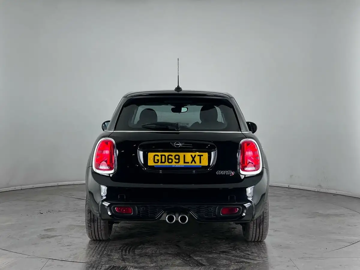 2019-mini-cooper-20-cooper-s-classic-189bhp-hatchback-5d-auto-big-4