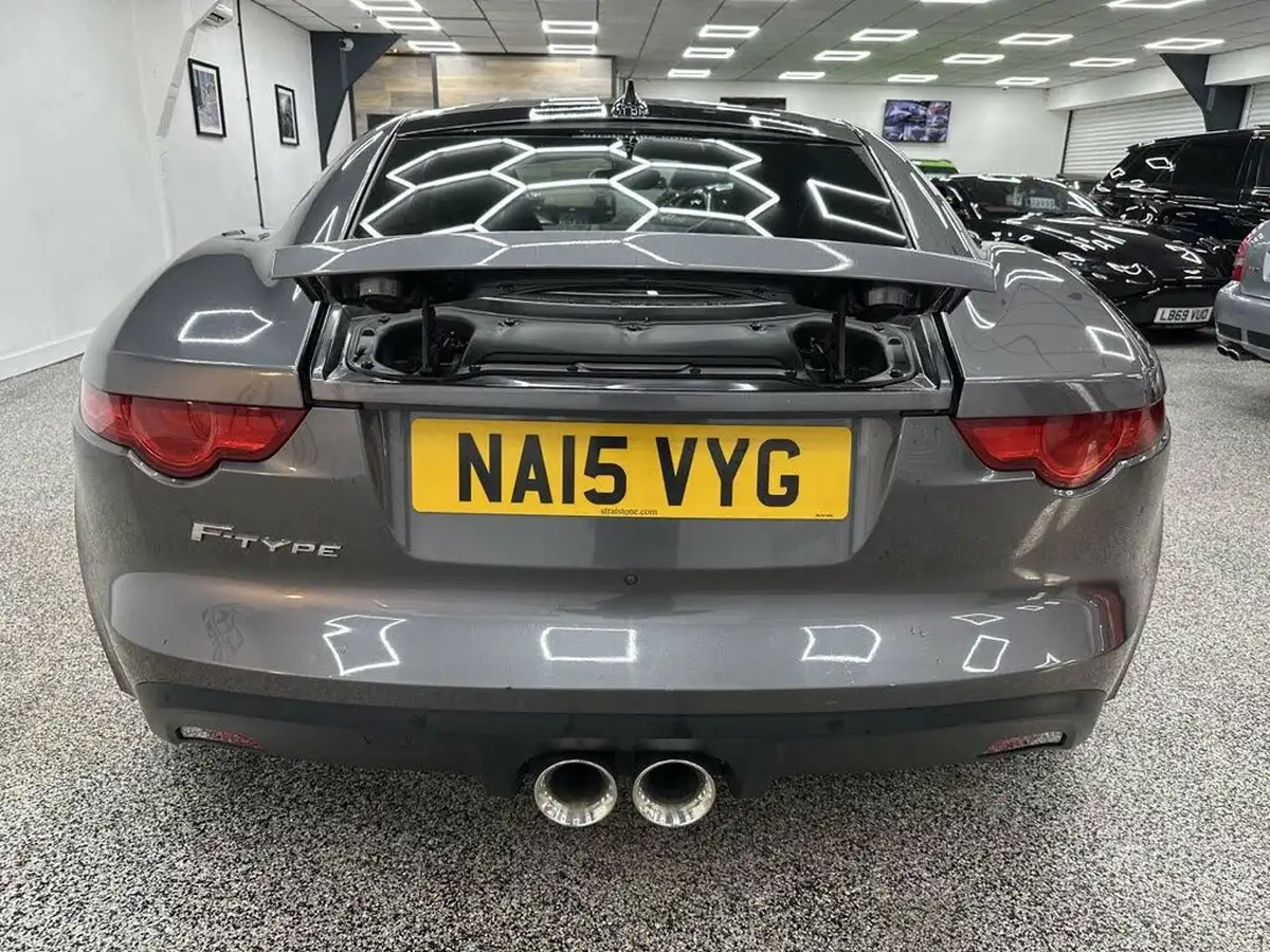 2015-jaguar-f-type-30-v6-coupe-quickshift-big-3