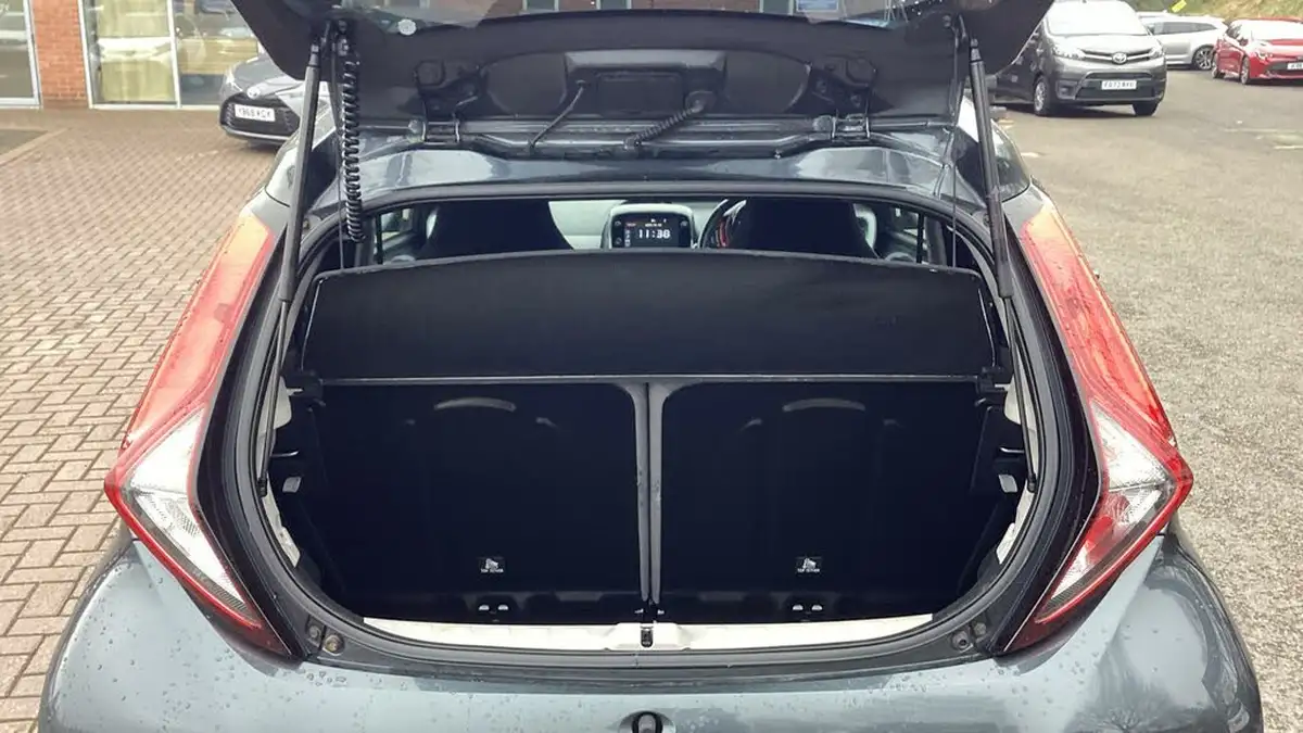 2019-toyota-aygo-10-vvt-i-x-trend-big-13