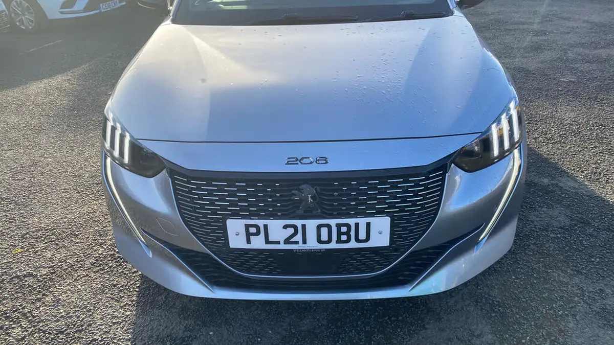 2021-peugeot-208-12-puretech-gt-premium-100bhp-big-45