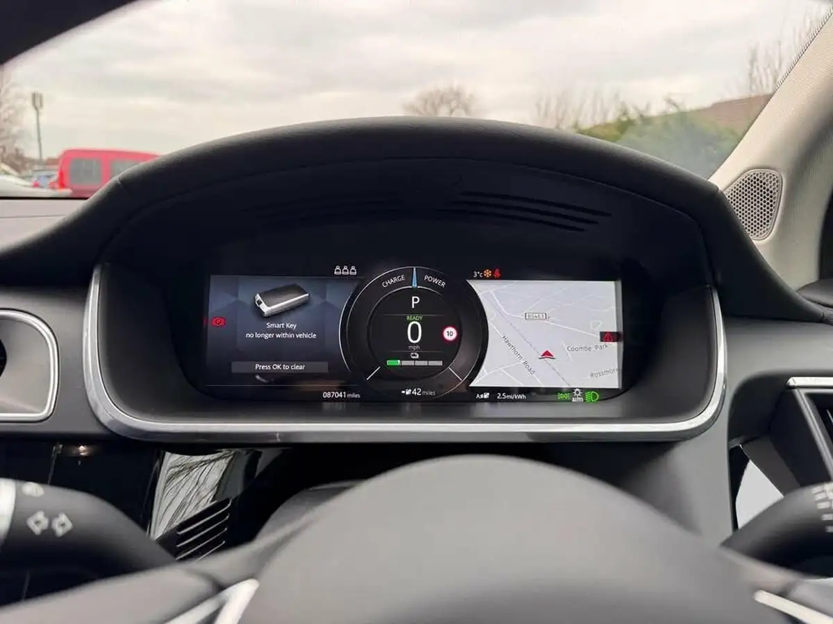 2021-jaguar-i-pace-ev400-s-big-29