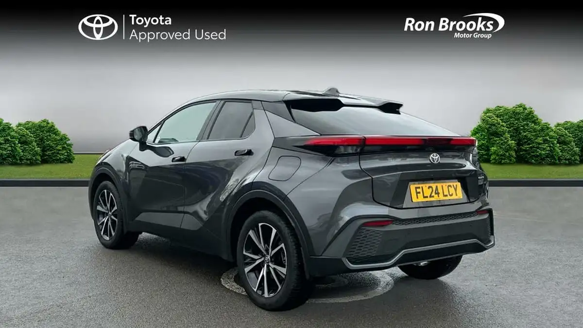 2024-toyota-c-hr-20-vvt-i-design-220bhp-plug-in-big-3