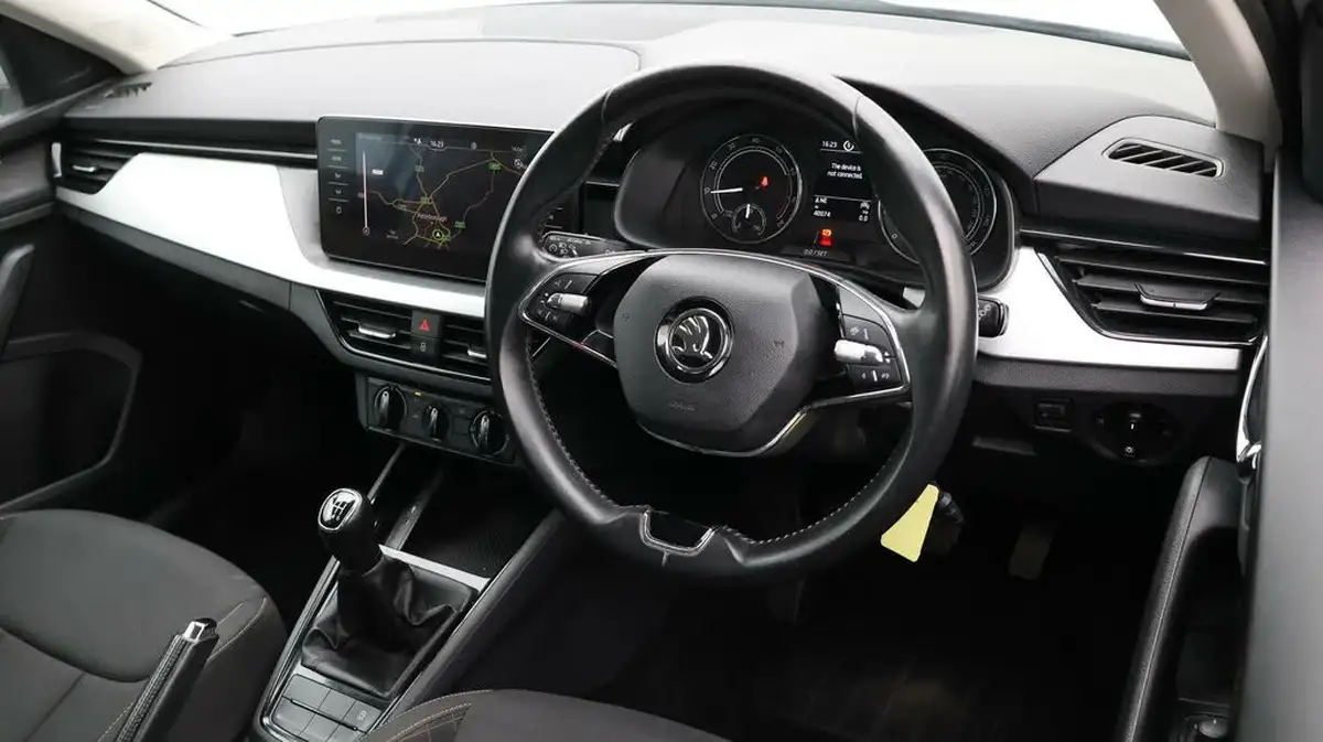 2022-skoda-kamiq-10-tsi-se-drive-111ps-big-8