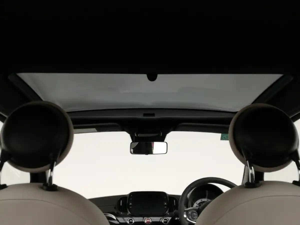 2022-fiat-500-10-dolcevita-big-11