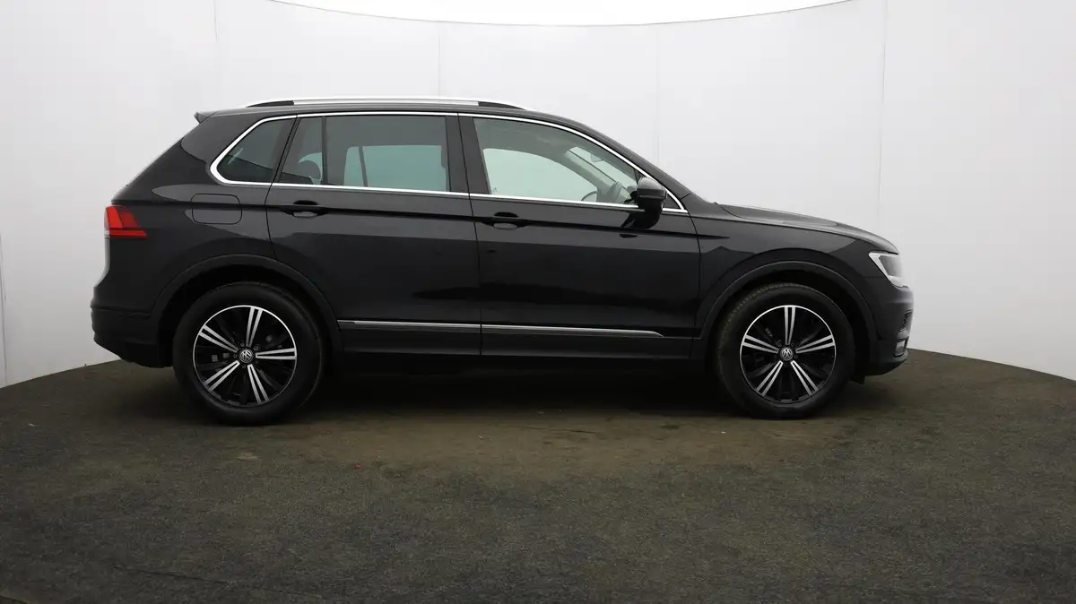 2018-volkswagen-tiguan-20tdi-se-navigation-150ps-ss-dsg-big-51