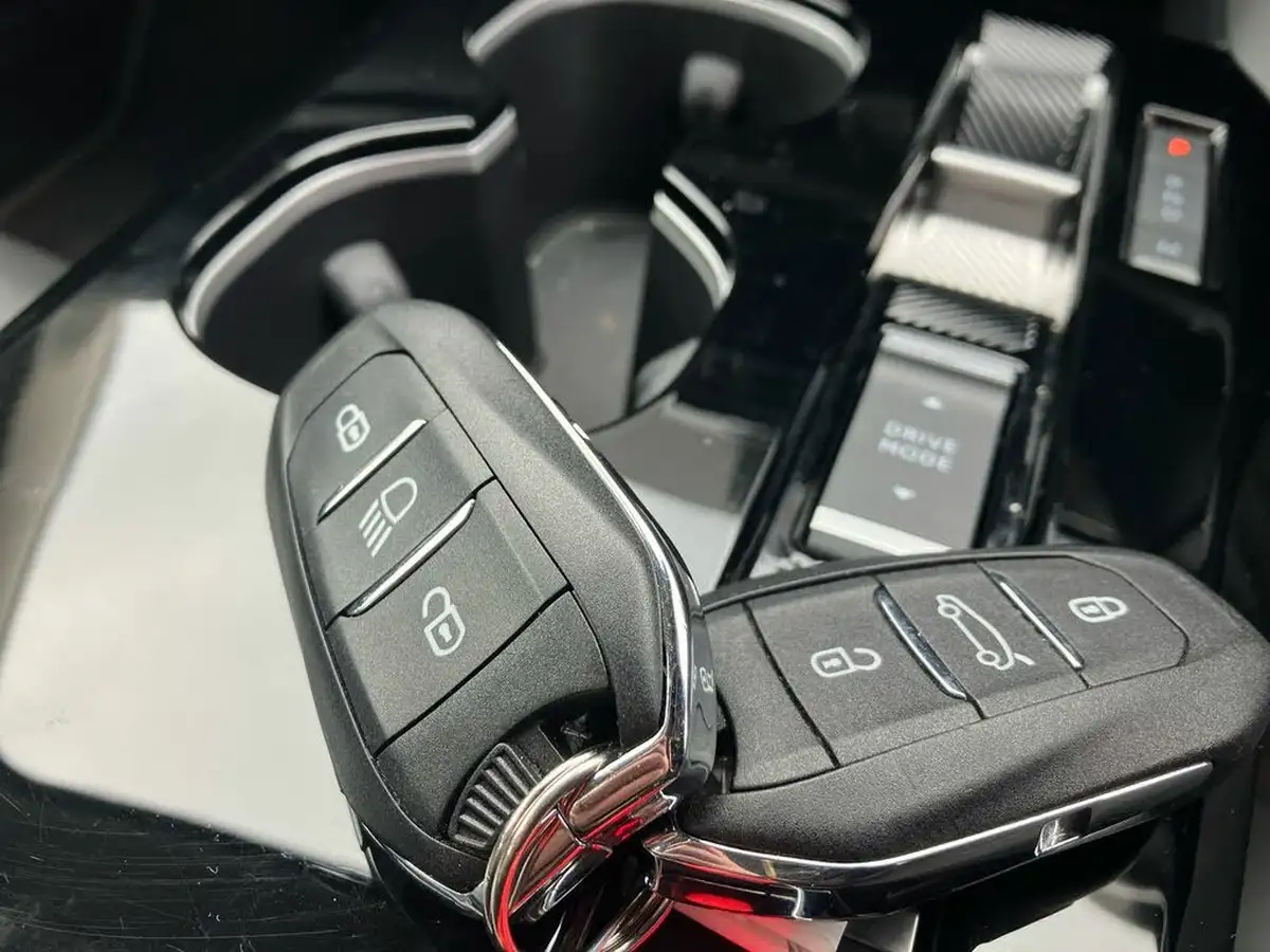 2023-citroen-c5-x-12-puretech-shine-plus-big-63