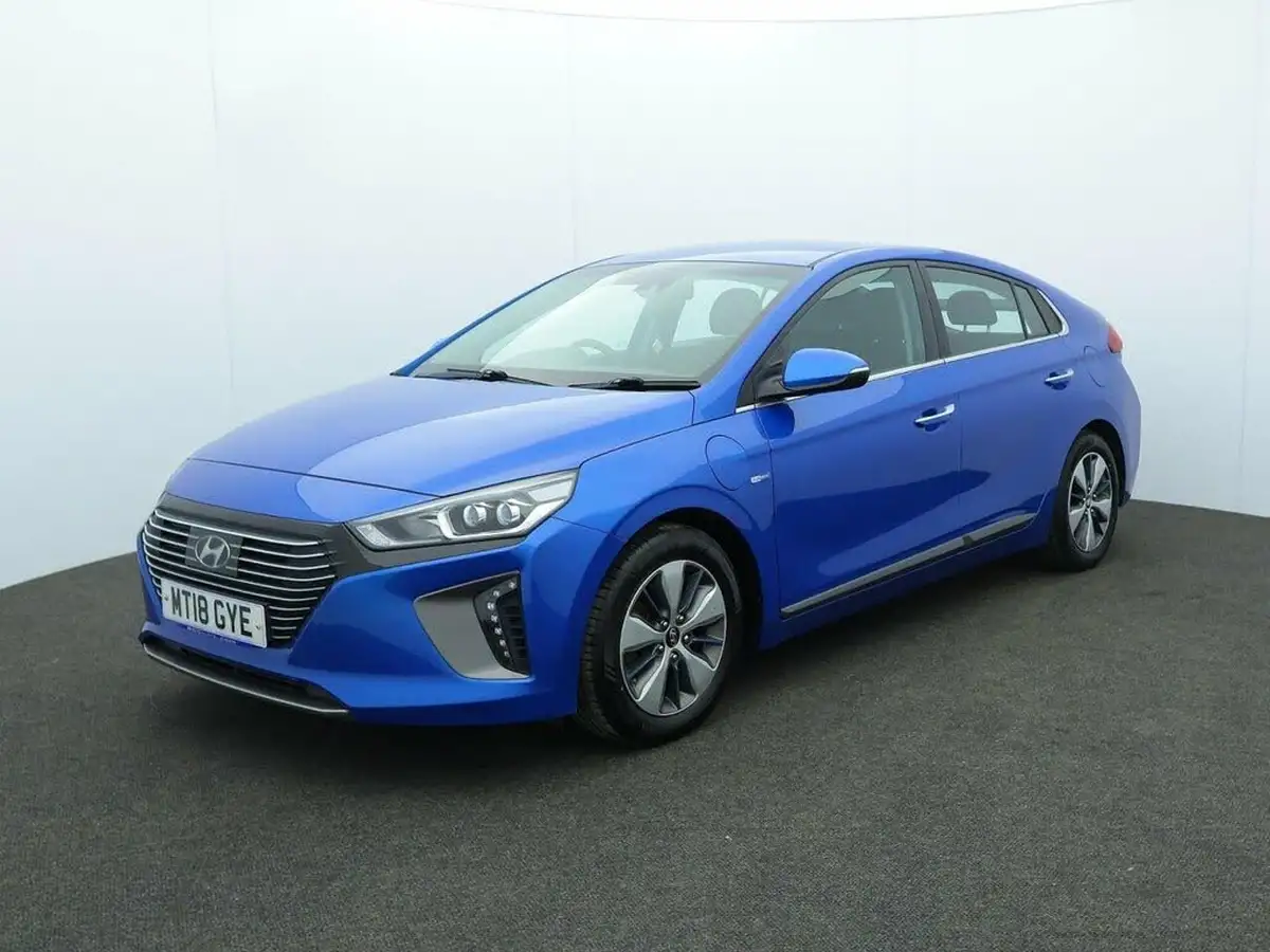 2018-hyundai-ioniq-16-gdi-premium-plug-in-hybrid-big-5